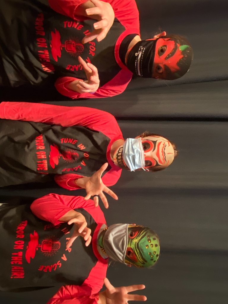 Drama club reminds you to wear a mask!